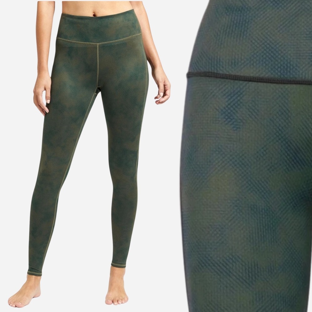Athleta Green Leggings Chaturanga Tight 7/8 Full Length Womens XS